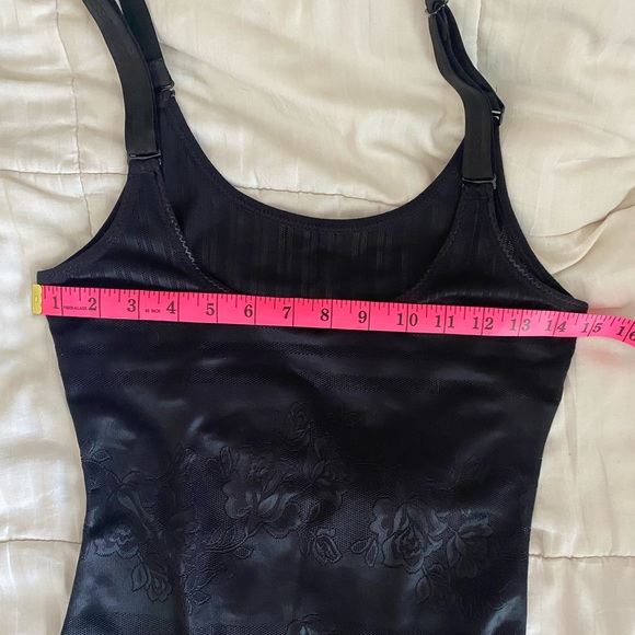 ❌SOLD❌ Shapewear bodysuit - Picture 7 of 8